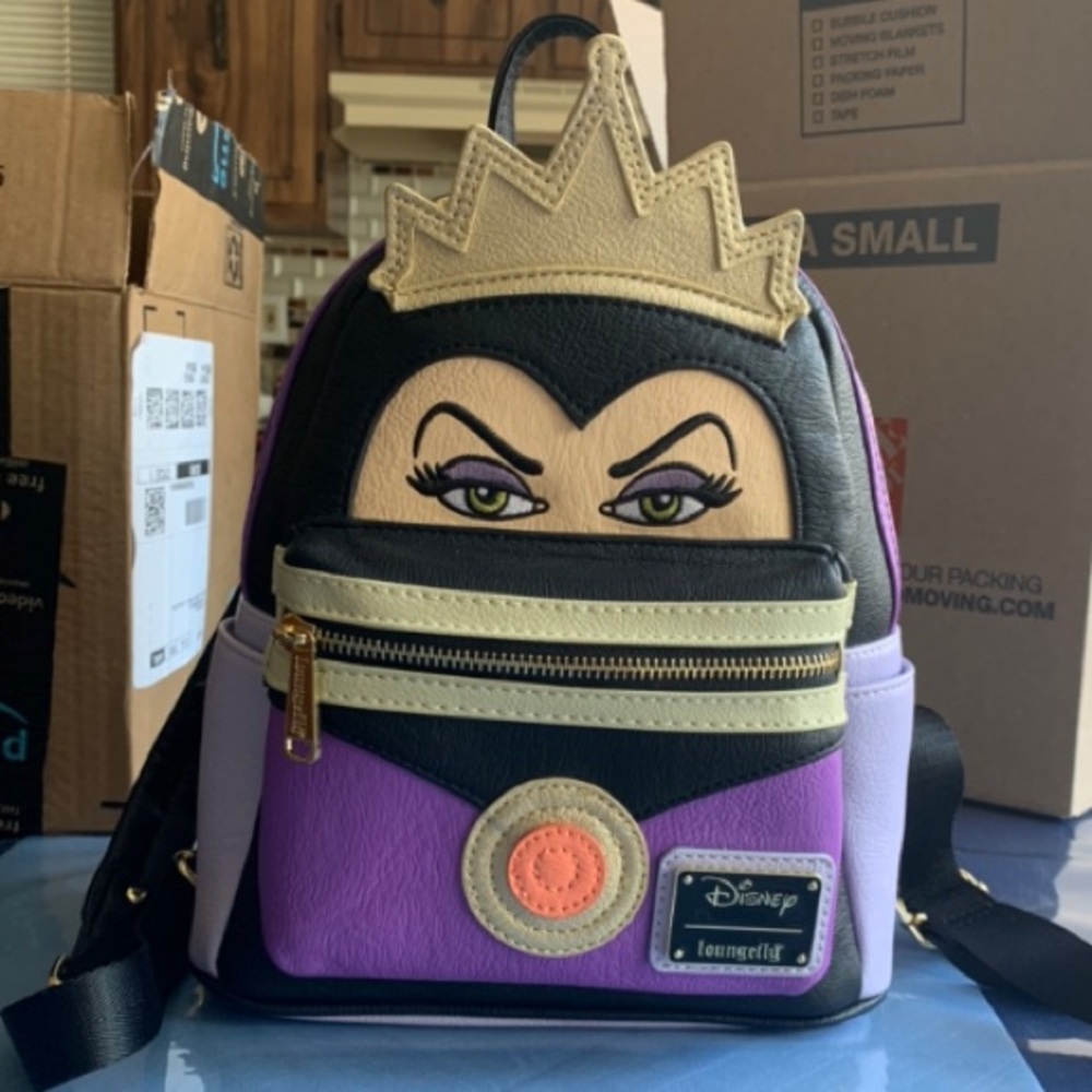 Disney Loungefly Vintage Snow White Stepmother Purple Evil Queen Mini BackPack